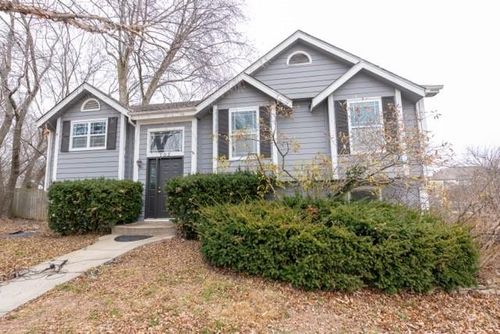 703 York Dr, Belton, MO, 64012-4721 | Card Image