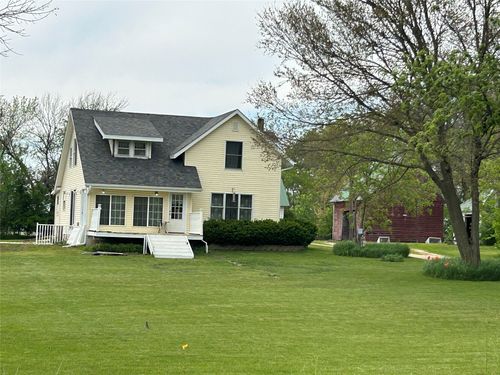 984 P Ave, Jefferson, IA, 50129-7526 | Card Image