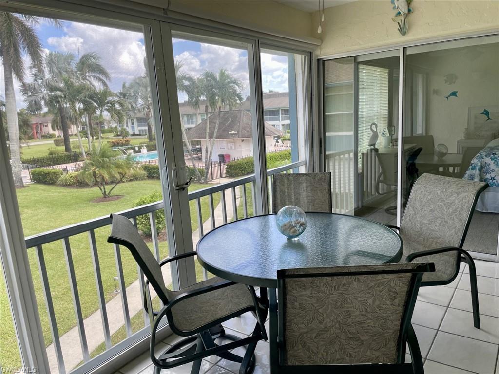 Residential in NAPLES 2