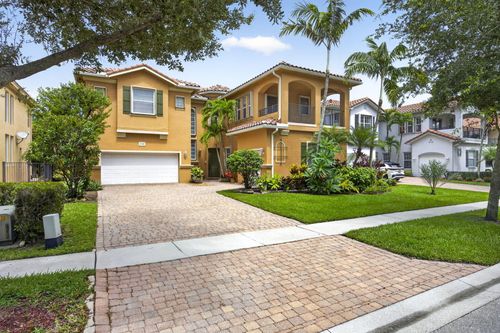 742 Cresta Cir, West Palm Beach, FL, 33413-1082 | Card Image