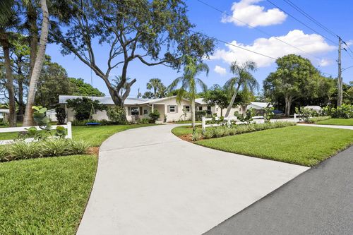 1109 Se 7th St, Stuart, FL, 34996-3633 | Card Image