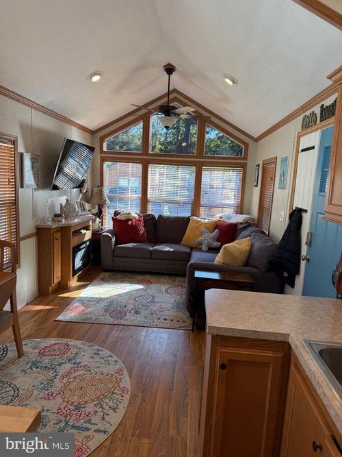 e-51-515 Corsons Tavern Rd, Ocean View, NJ, 08230-1671 | Card Image