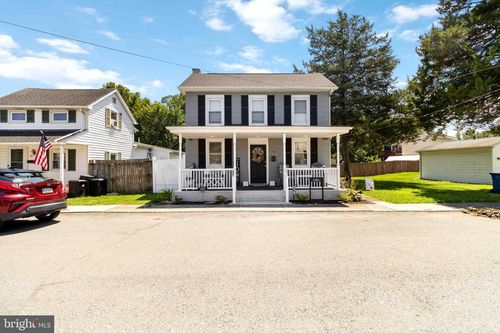 18 Market St, MIDDLETOWN, PA, 17057 | Card Image