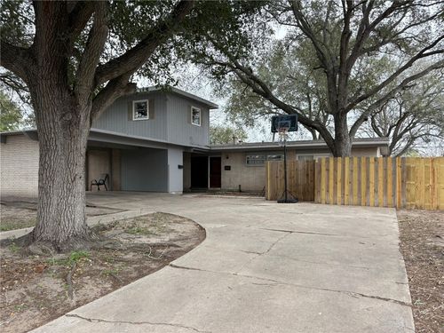 1314 Casa Verde Dr, Corpus Christi, TX, 78411-3330 | Card Image