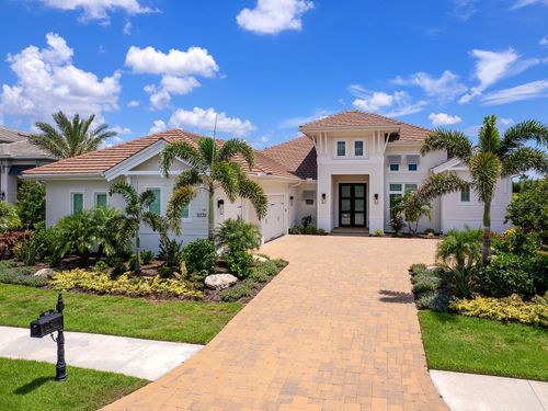 8532 Pavia Way, LAKEWOOD RANCH, FL, 34202-2162 | Card Image