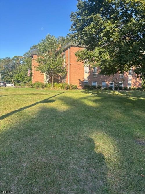 apt-1-301 Hayward St, Orange, NJ, 07050-4221 | Card Image