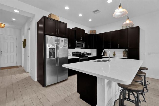 394 Captiva Dr, Townhouse with 4 bedrooms, 5 bathrooms and null parking in DAVENPORT FL | Image 6