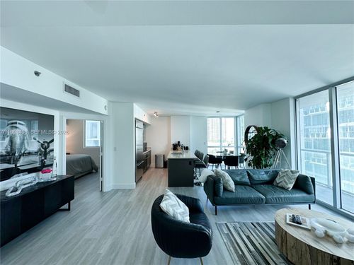 apt-1601-55 Se 6th St, Miami, FL, 33131-2562 | Card Image