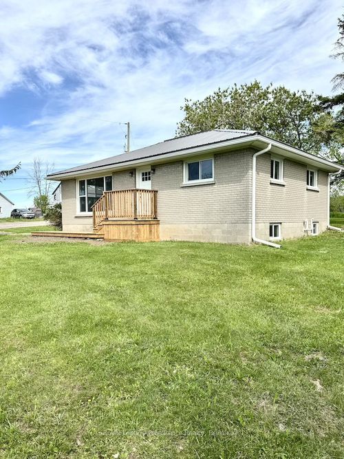886D Grills Rd, Belleville, ON, K8N4Z5 | Card Image