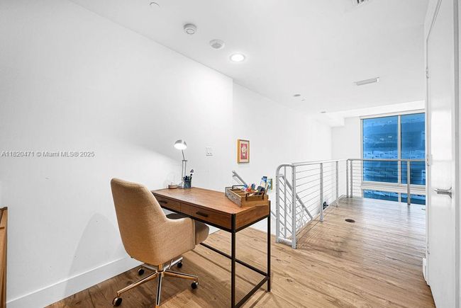 APT-806 - 1050 Brickell Ave, Condo with 1 bedrooms, 2 bathrooms and null parking in Miami FL | Image 30