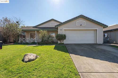 989 Ginkgo Pl, Windsor, CA, 95492-8172 | Card Image