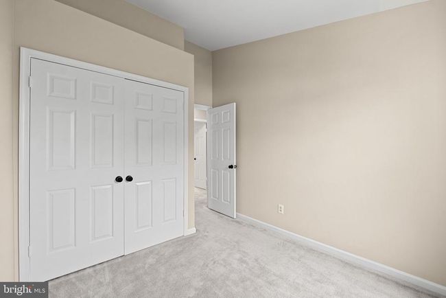 6804 Signature Cir, Townhouse with 3 bedrooms, 4 bathrooms and null parking in ALEXANDRIA VA | Image 19