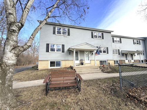 234 Wolf Drive, Dousman, WI, 53118 | Card Image