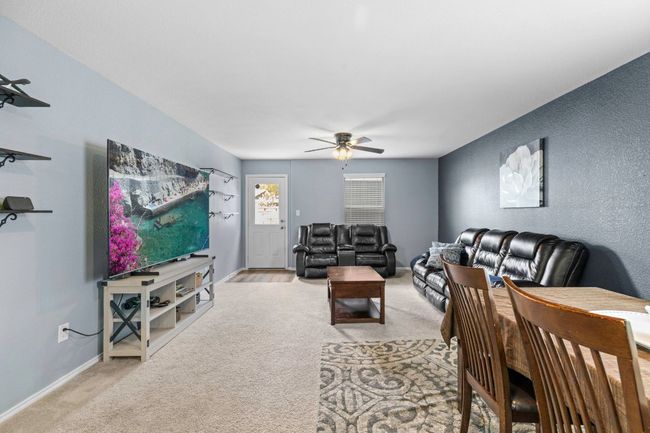 12 Trinity Cir, House other with 4 bedrooms, 3 bathrooms and 2 parking in Lockhart TX | Image 12