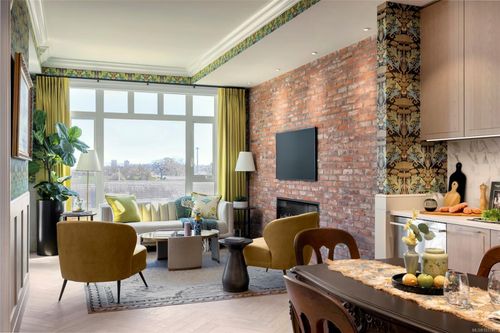 314-427 Lampson St, Esquimalt, BC, V9A0K5 | Card Image