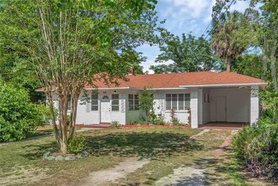 106 N Florida Avenue, House other with 2 bedrooms, 1 bathrooms and null parking in Howey In The Hills FL | Image 1