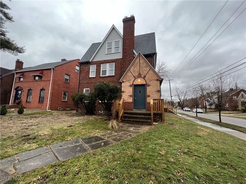 3633 Tullamore Rd, Cleveland Heights, OH, 44118-3022 | Card Image