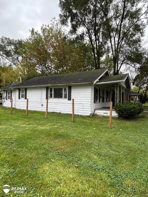 1634 Delaware St, Saginaw, MI, 48602-4923 | Card Image