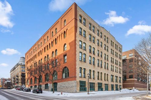 apt-602-400 N 1st St, Minneapolis, MN, 55401-1396 | Card Image