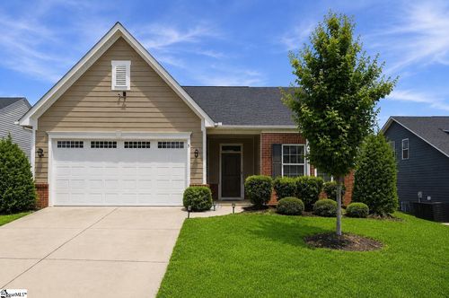 5 Pequot Dr, Greenville, SC, 29607-5165 | Card Image