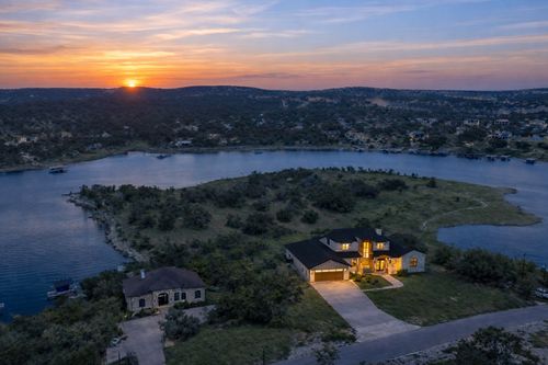 19813 Lakehurst Loop, Spicewood, TX, 78669-6562 | Card Image