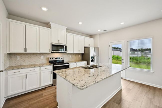2761 Aralynn Way, House other with 3 bedrooms, 3 bathrooms and 2 parking in College Park GA | Image 14