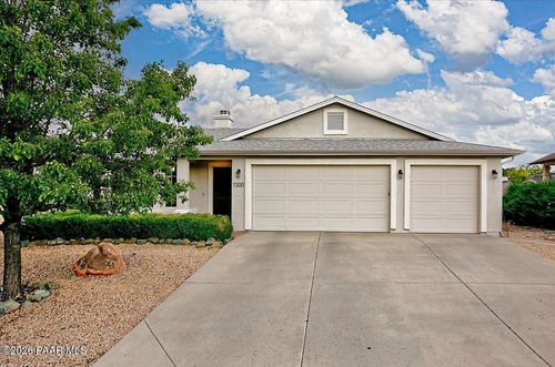 7300 E Conestoga Way, Prescott Valley, AZ, 86314-5104 | Card Image