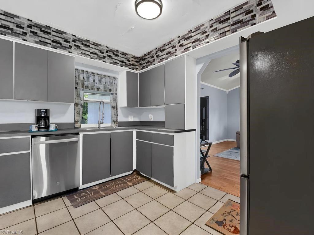 Residential in FORT MYERS 5