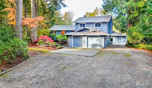 1410 207th Avenue E, Lake Tapps, WA, 98391 | Card Image