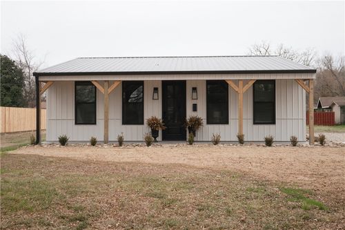 1104 N Jackson St, Clarksville, AR, 72830-2120 | Card Image