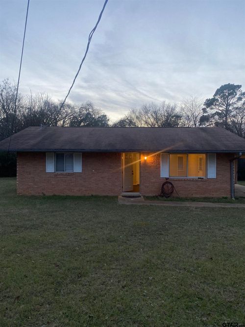 5235 Julia Dr, Tyler, TX, 75708-6325 | Card Image