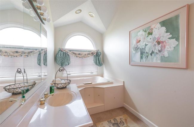 1 Tara Point Dr, House other with 5 bedrooms, 6 bathrooms and 2 parking in Grafton IL | Image 25