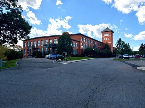 3-1 Tupperware Dr, North Smithfield, RI, 02896-6815 | Card Image