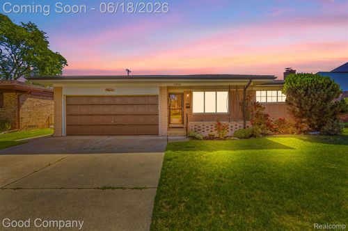 32848 Rugby Dr, Warren, MI, 48088-1365 | Card Image