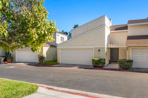 2313 Caminito Mira, San Diego, CA, 92107-1528 | Card Image