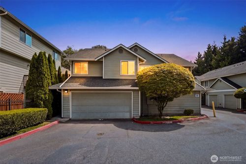 b1-9825 18th Ave W, Everett, WA, 98204-2102 | Card Image