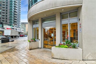 703 - 242 Rideau St, Condo with 1 bedrooms, 1 bathrooms and null parking in Ottawa ON | Image 2