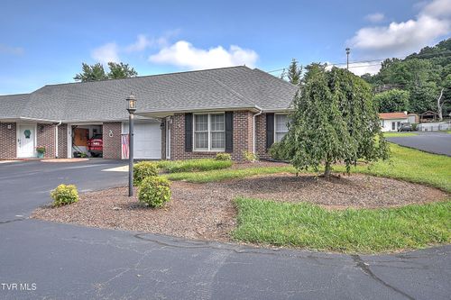 1-2425 E Lakeview Dr, Johnson City, TN, 37601-7804 | Card Image