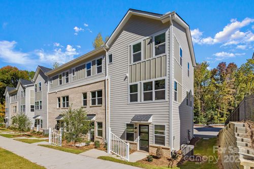 3936 Hager Dr, Charlotte, NC, 28208-4769 | Card Image