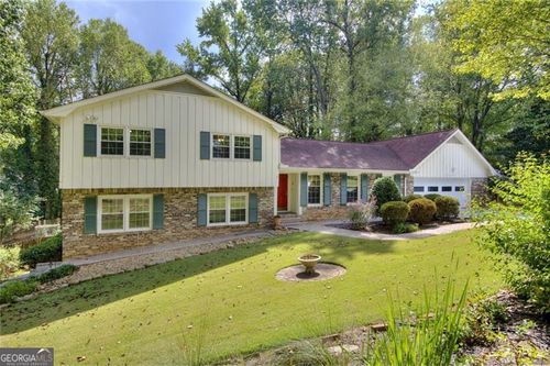 2659 Amberly Dr, Dunwoody, GA, 30360-2073 | Card Image