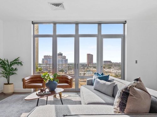 ph3-9 Medford St, Somerville, MA, 02143-4248 | Card Image