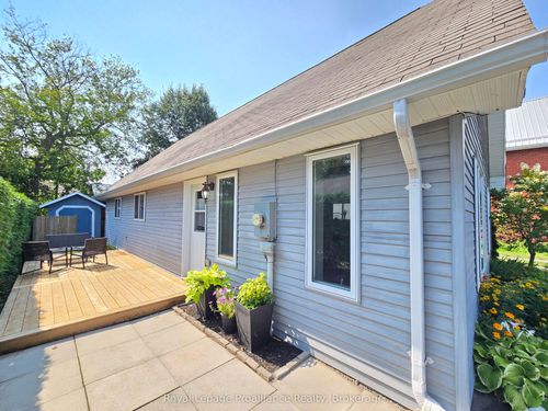 48 S George St, Belleville, ON, K8N3G6 | Card Image