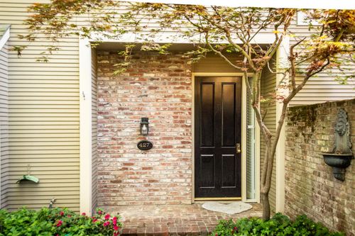 427 Wyndgate Rd, Sacramento, CA, 95864-5933 | Card Image