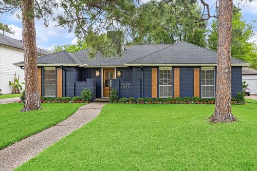507 Blue Willow Dr, Houston, TX, 77042-1429 | Card Image