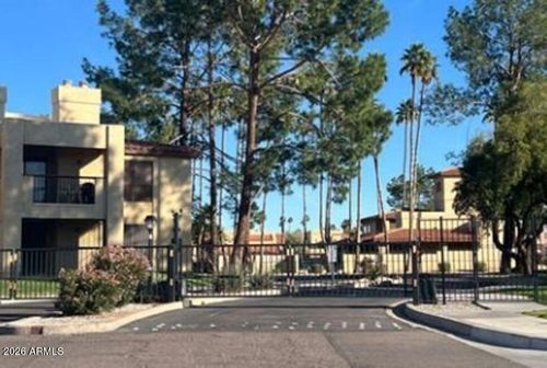 i211-8344 N 21st Drive, Phoenix, AZ, 85021 | Card Image