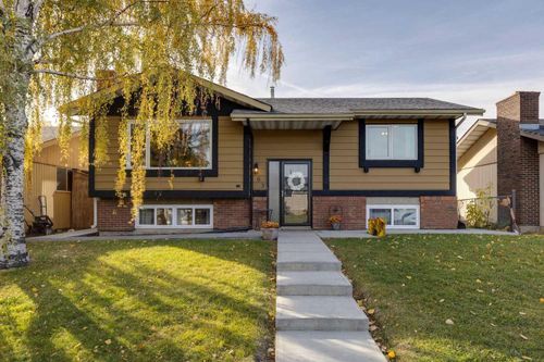 103 Dovercrest Way Se, Calgary, AB, T2B2L8 | Card Image
