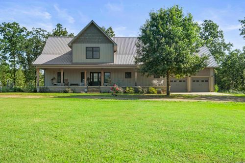 203 Fox Meadow Rd, Bradford, AR, 72020-9748 | Card Image