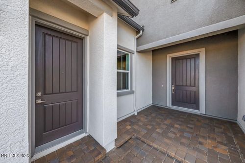 cinnamon-84-2400 Arrowroot Way, Sparks, NV, 89441-6815 | Card Image