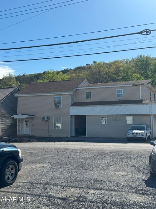 2754 Everett Rd, East Freedom, PA, 16637-8054 | Card Image