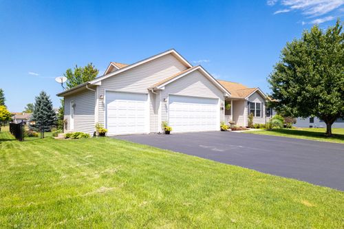 553 Countryside Dr, STILLMAN VALLEY, IL, 61084-9699 | Card Image